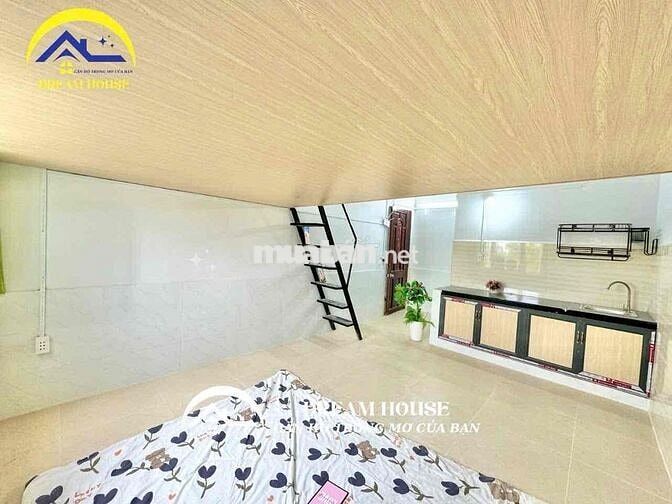 PHÒNG DUPLEX GÁC CAO DIỆN TÍCH RỘNG - TOÀ THANG MÁY - AN NINH CAO