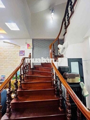Bán nhà ở Ngõ 63 Mỹ Đình, Oto chánh cách nhà vài bước Dt: 41m x Mt: 4m