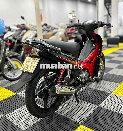 Sirius đẹp, máy êm thì thầm bao vọt