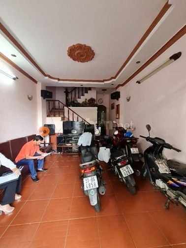 NHÀ MẶT TIỀN ĐƯỜNG HOA - PHAN XÍCH LONG - TỪ 18 TỶ ĐẾN 71 TỶ.