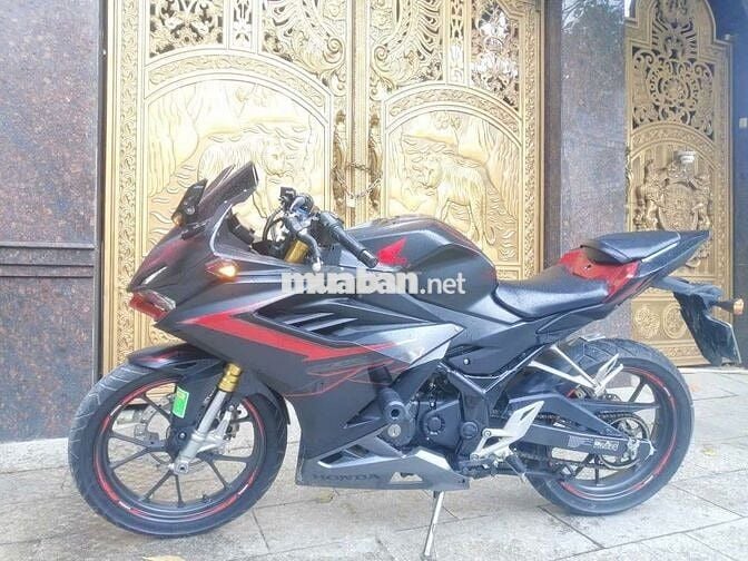 🥰Tphcm Sportbike Cbr150abs chính chủ  bsTphcm😍