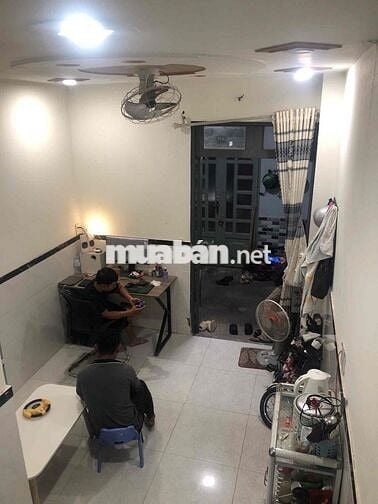 Cho thuê nhà nguyên căn  Tp thủ Đức  Gân gigamail  Nhà 1 gác đúc(có 1