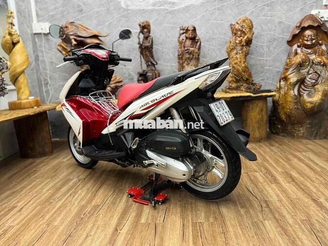 👉Airblade 125Fi chính chủ biển SG máy móc zin êm