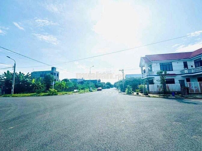 Đường 10,5m Trần Minh Thiệt hướng Đông mát mẻ