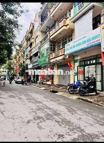 Tôi cần bán nhà LK khu đô thị Linh Đàm 5tầng thang máy full nội thất.