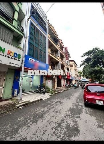 Tôi cần bán nhà LK khu đô thị Linh Đàm 5tầng thang máy full nội thất.