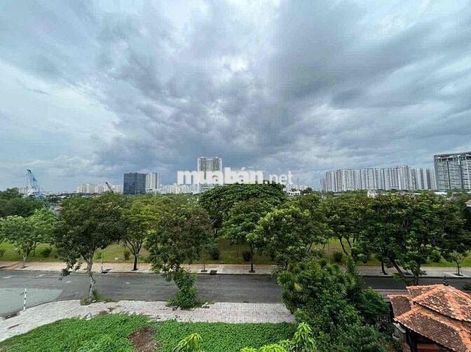 CHO THUÊ BIỆT THỰ VEN SÔNG- 12,5x18M TRỆT 2 LẦU SÂN THƯỢNG