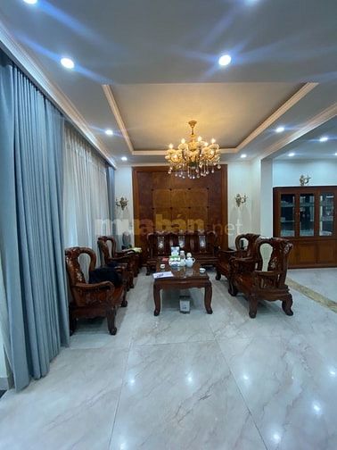 NHÀ MẶT TIỀN ĐƯỜNG HOA - PHAN XÍCH LONG - TỪ 18 TỶ ĐẾN 71 TỶ.