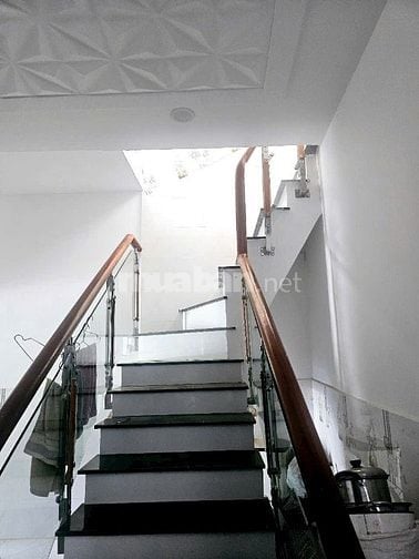 Cho thuê nhà vườn hẻm xe hơi - Phước Kiển , Nhà Bè