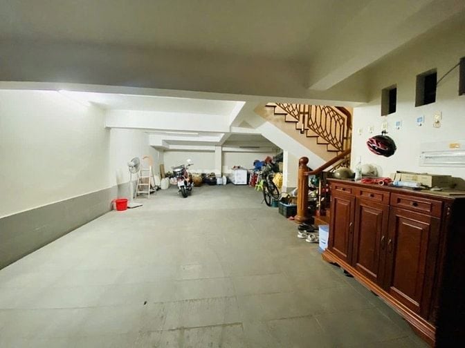 NHÀ MẶT TIỀN ĐƯỜNG HOA - PHAN XÍCH LONG - TỪ 18 TỶ ĐẾN 71 TỶ.