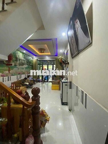 🌳BÁN NHÀ 3 TẦNG MẶT TIỀN ĐƯỜNG NGUYỄN CÔNG HOAN, GIÁ CỰC SỐC🔥🔥🔥