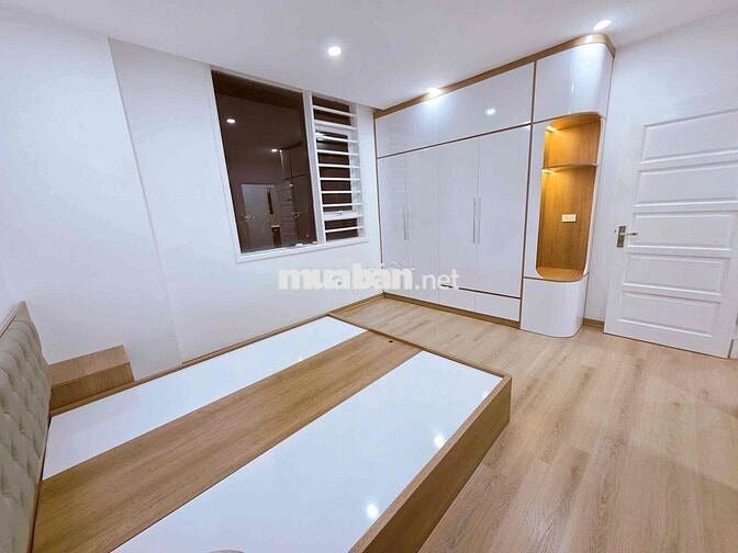 Chính chủ bán căn góc tầng trung full đồ xịn cc Viglacera Xuân Phương