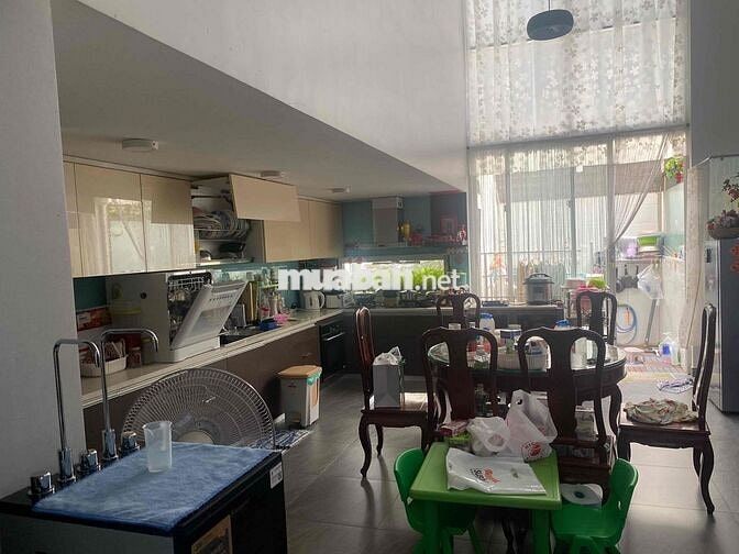 6x21 trệt lửng 3 lầu full nội thất,vừa ở làm VP Cty