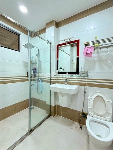 Độc Quyền! MT Cầm Bá Thước Q. Phú Nhuận Nhà 5.5 Tỷ/64m² - HXH - SHR