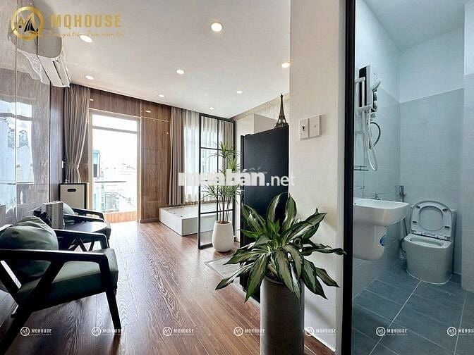 Căn hộ full nội thất cửa sổ, ban công thoáng mát Trần Hưng Đạo Quận 5