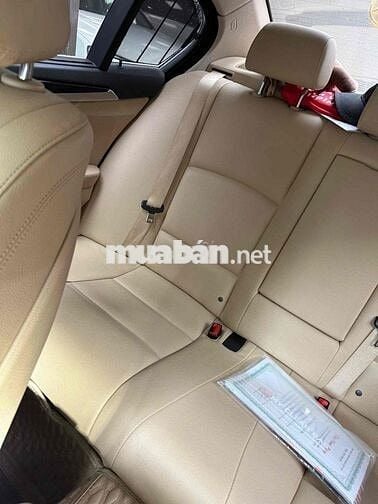 BMW 5 Series 2015 520i - 92000 km