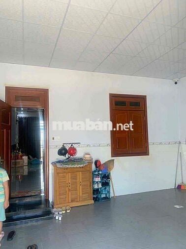 Bán nhà phường Quang Vinh có sân đậu ô tô giá ngộp