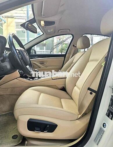 BMW 5 Series 2015 520i - 92000 km