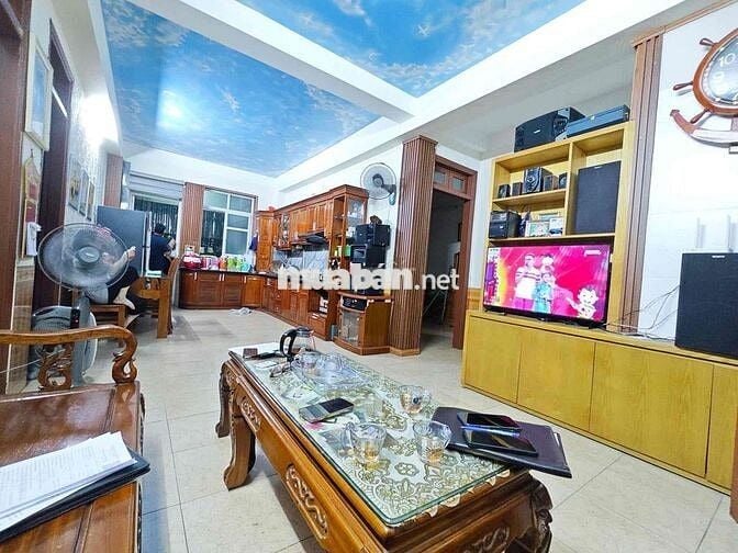 Hơn 4 tỷ có căn chung cư Vĩnh Quỳnh-70m ra phố-slot oto-sổ hồng 90m;3N