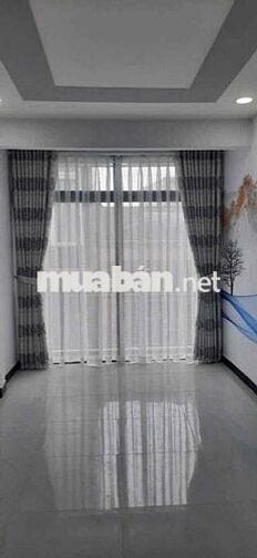Nhà nguyên căn hẻm Cao Đạt P.1 Q.5 mới đẹp, có nội thất, 14 triệu/th