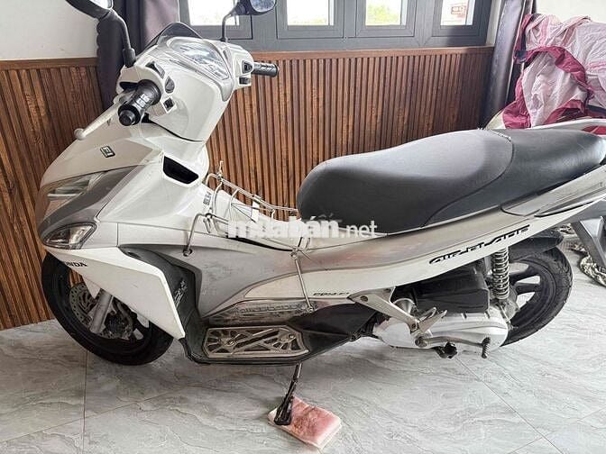 Xe Air Blade ( Phun xăng) Biển Số 83