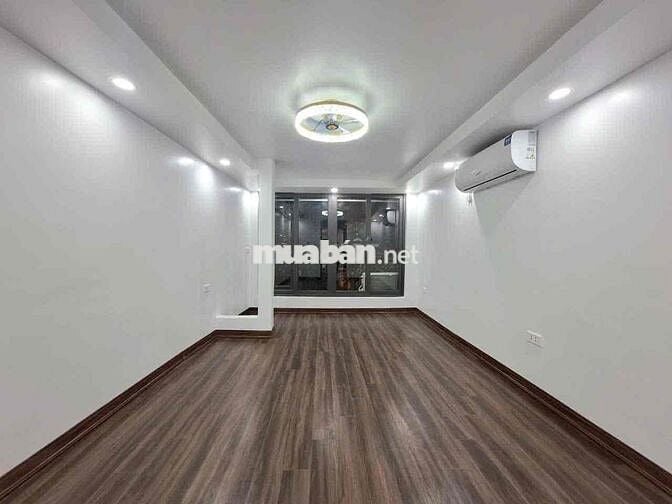 Bán nhà TT phố Trần Đại Nghĩa DT 100m2