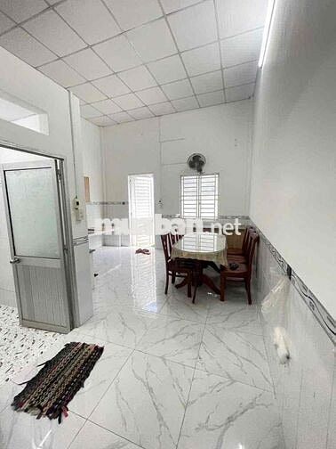 Nhà 2 phòng nhiều nội thất KDC Đối Diện BV Nhi Đồng