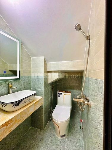 Nhà mặt tiền Hồ Văn Huê, PN, 54,6m2, 3PN, sổ riêng, cơ sở hạ tầng mới