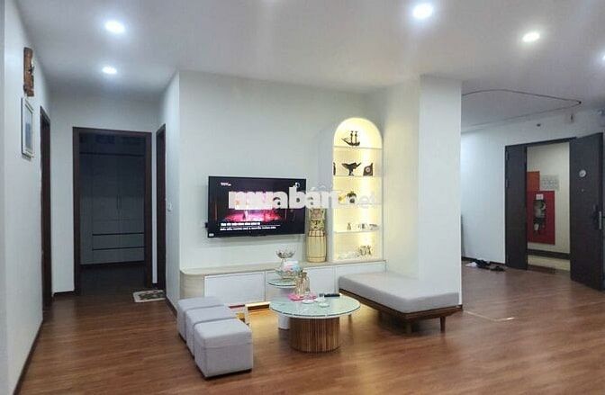 Căn hộ 136m2, 3PN + 1 P. Nhỏ, 2VS, 1 P.Kho, Hà Đông Căn hộ 136m2, 3PN + 1 P. Nhỏ, 2VS, 1 P.Kho, Hà Đông