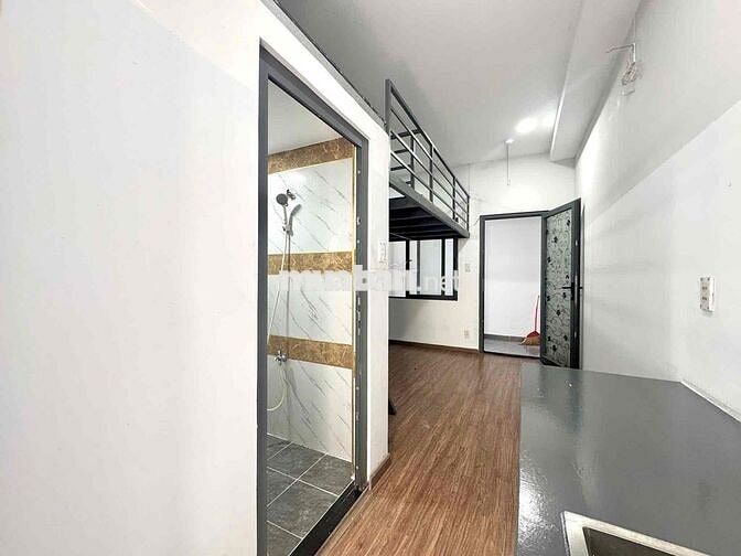 Cần pass phòng do mình có việc về quê