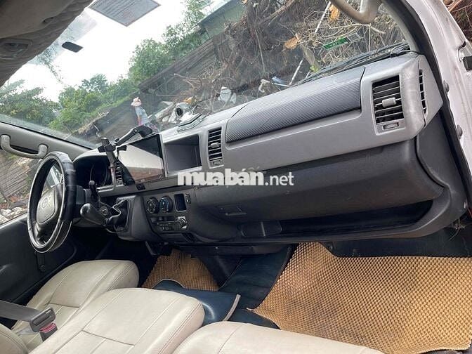 Toyota Hiace 2006 - 123 km