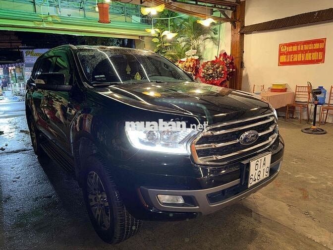 Ford Everest 2019 Trend 2.0L  AT 4x2 - 90000 km