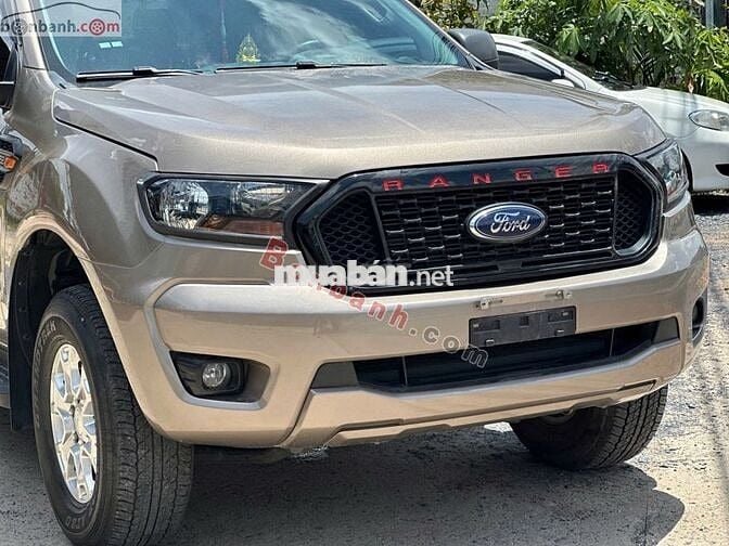 Ford Ranger XLS 2.2L 4x2 MT 2022 - 515 Triệu