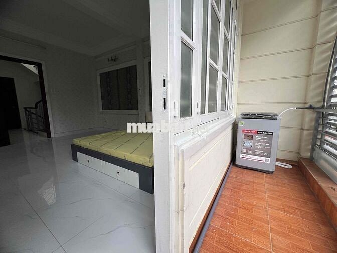 Cho thuê studio căn hộ bancong gần Lotte Quận 7
