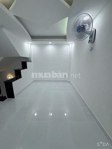 BÁN NHÀ ĐẸP VÀO Ở NGAY . HẺM THÔNG ĐƯỜNG TRẦN VĂN ƠN 