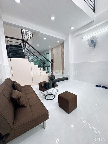 BÁN NHÀ ĐẸP VÀO Ở NGAY . HẺM THÔNG ĐƯỜNG TRẦN VĂN ƠN 
