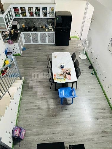 cần bán căn shophouse chung cư green town bình tân, DT 128m2 3PN 2WC.