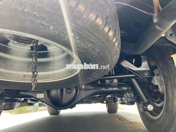 Toyota Fortuner 2019 2.4G, số sàn máy dầu