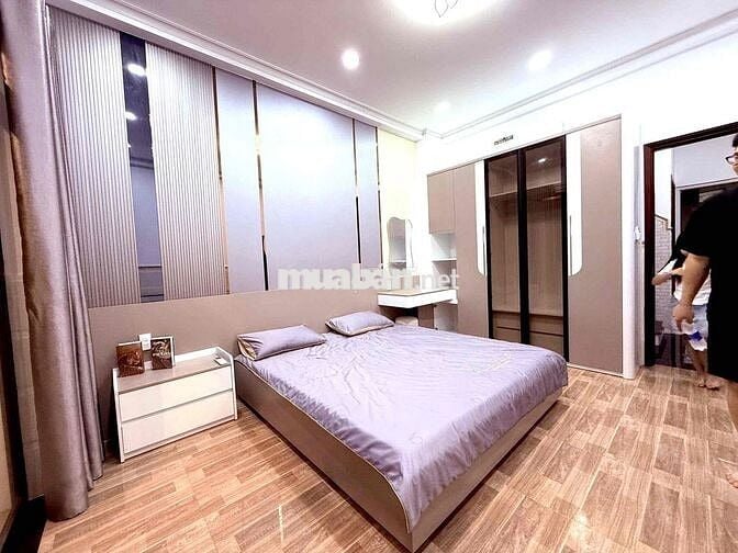 CĂN HỘ 2 Phòng Ngủ Ngay Ung Văn Khiêm