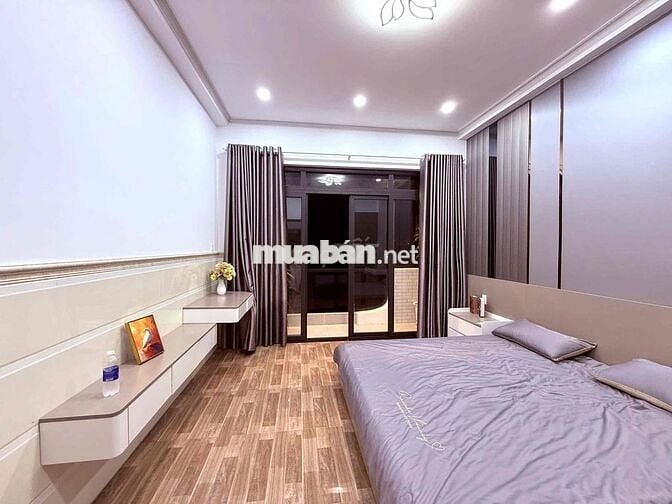 CĂN HỘ 2 Phòng Ngủ Ngay Ung Văn Khiêm