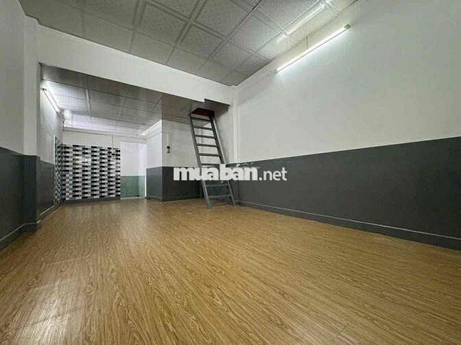 Nhà hẻm xe hơi phường 7 nơ trang long
