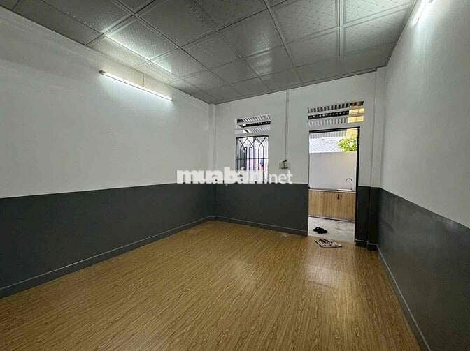 Nhà hẻm xe hơi phường 7 nơ trang long