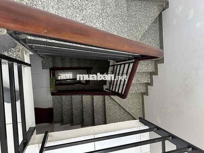 HXHơi  Đường Lê Quang Định  phường 7 Quận Bình Thạnh.DT 112m2