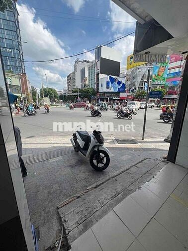 cho thuê nguyên căn mặt tiền ngã sáu phù đổng quận 1