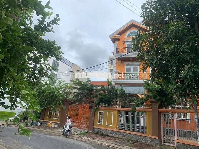 💫Cho thuê Biệt thự 1trệt 2lầu 10pn.11wc DT 20x25 Mới tinh