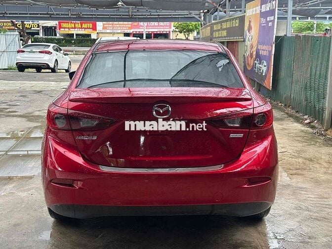 Mazda 3 2019 1.5L Sport Luxury - 80000 km
