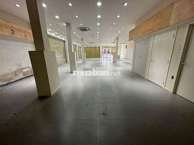 Cho thuê góc 3mt 700m giá 100triệu