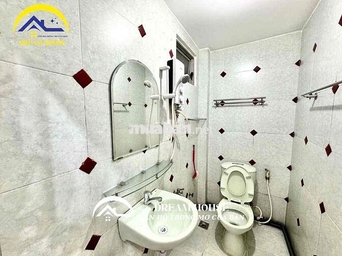 STUDIO BAN CÔNG-FULL NỘI THẤT-MÁY GIẶT RIENG- NGAY TÂN SƠN NHÌ.TÂN PHÚ