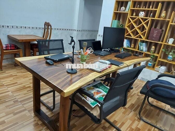Cho thuê nhà 70m2, 2 phòng ngủ, 2 nhà vệ sinh, điện nước chính chủ