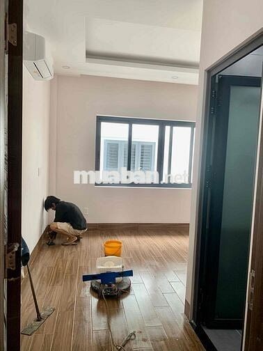 Nhà Mới 100% 4,5x20M Khu 38Ha CÓ THANG MÁY